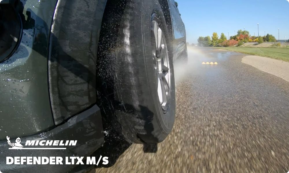 Michelin Defender LTX M/S Wet Road Performance