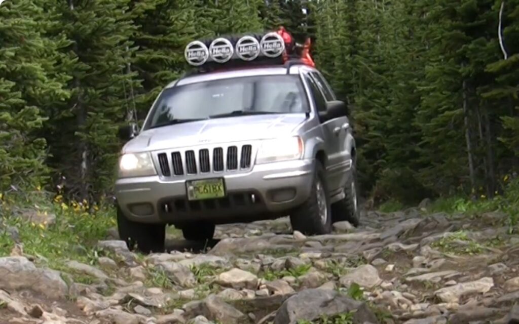 Rock crawling Performance of Cooper Evolution M/T