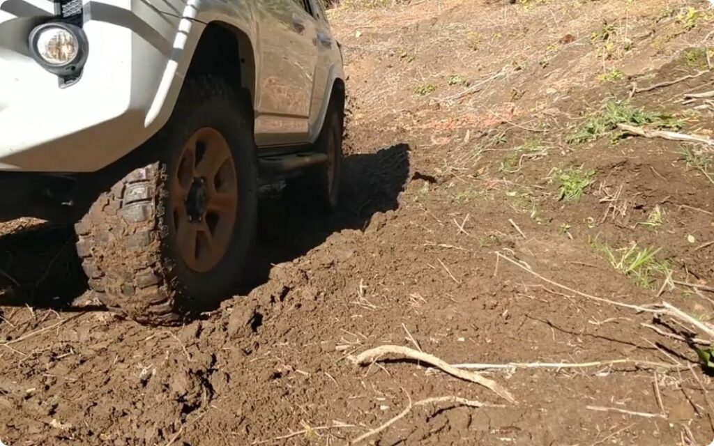 Sand and Dirt Performance of Cooper Evolution M/T