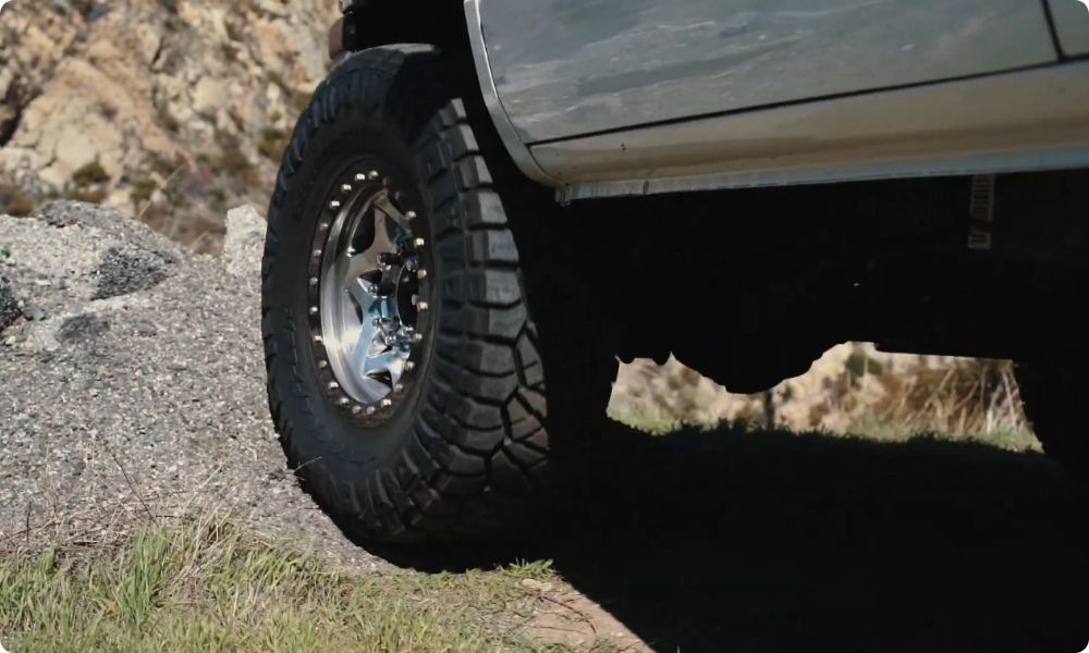Rock Crawling of Nitto Ridge Grappler 