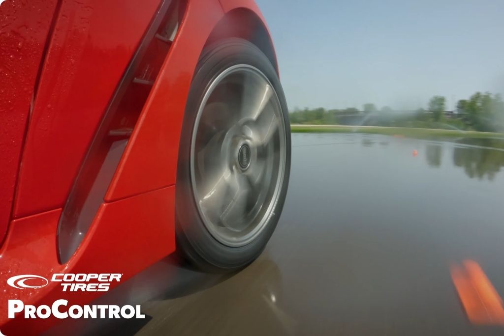 Wet Performance of the cooper procontrol